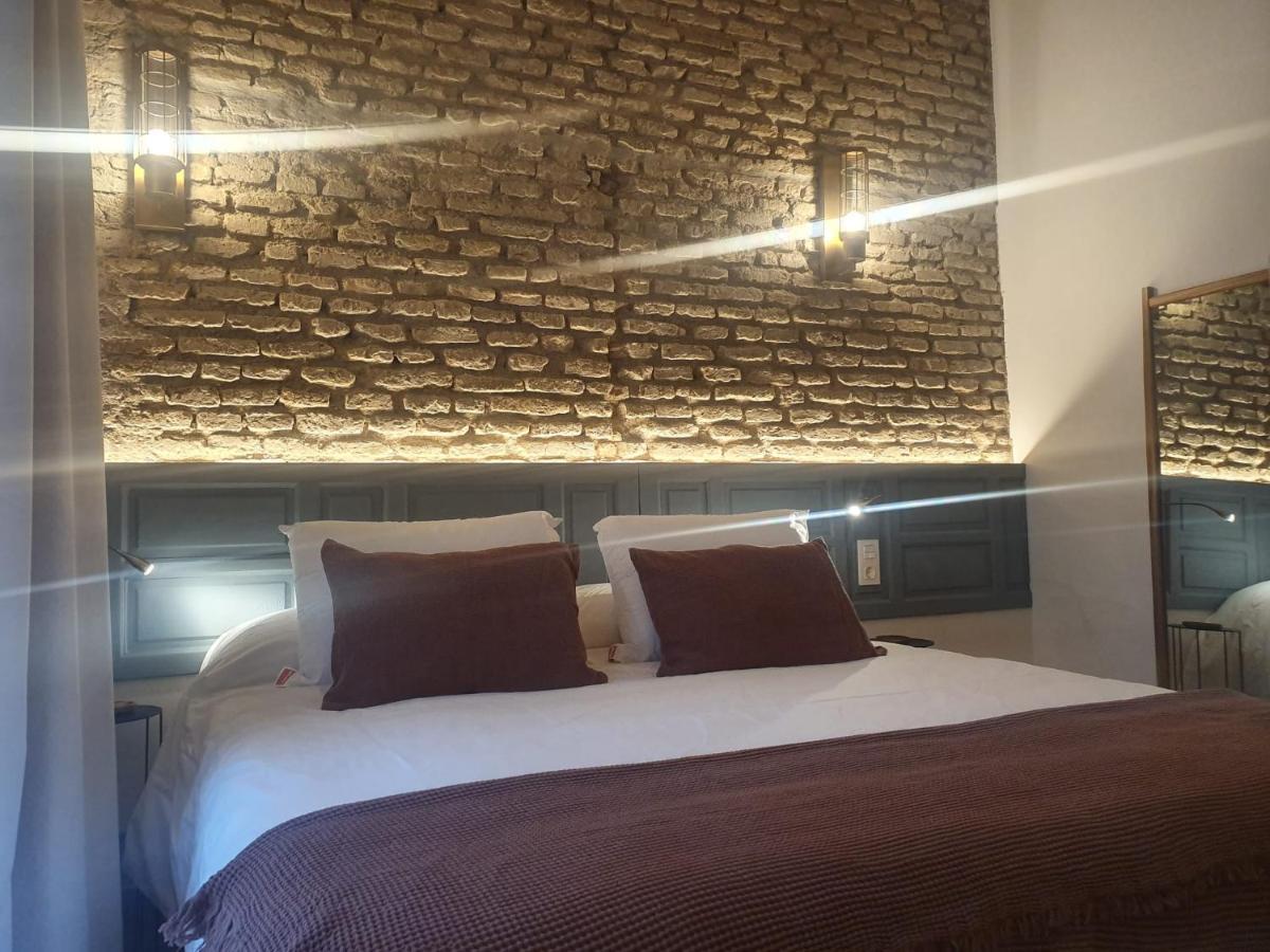 San Jorge Suites Triana Sevilla Exteriör bild